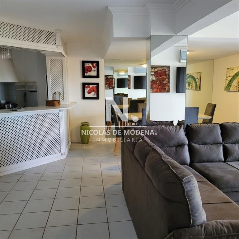 Vende apartamento de 3 Dormitorios en Pinares Punta del Est