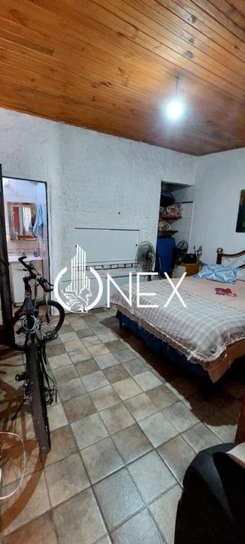 3 Casas y un local con cÃ¡mara de frÃ­o en venta