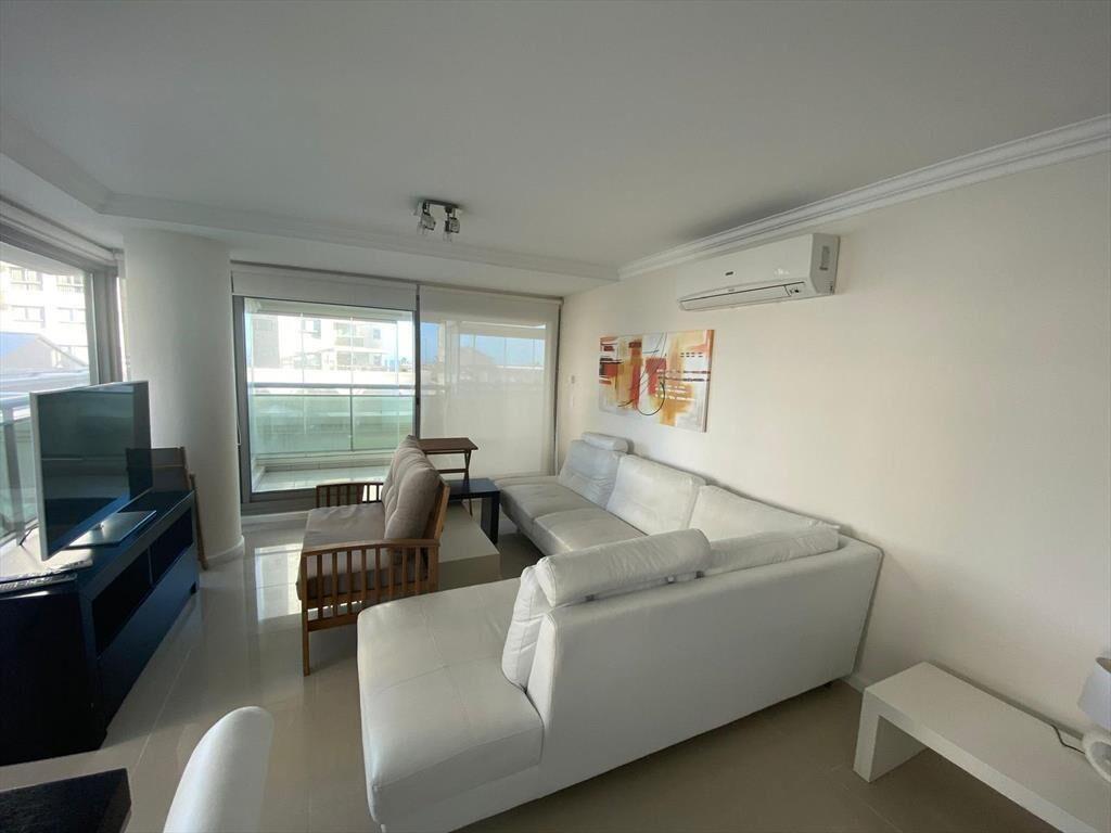 Punta del Este, apartamento full amenities 2 dormitorios. I