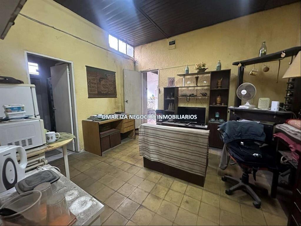 VENTA LOCAL COMERCIAL EN PEREZ CASTELLANO, 260M2, ENTRADA V