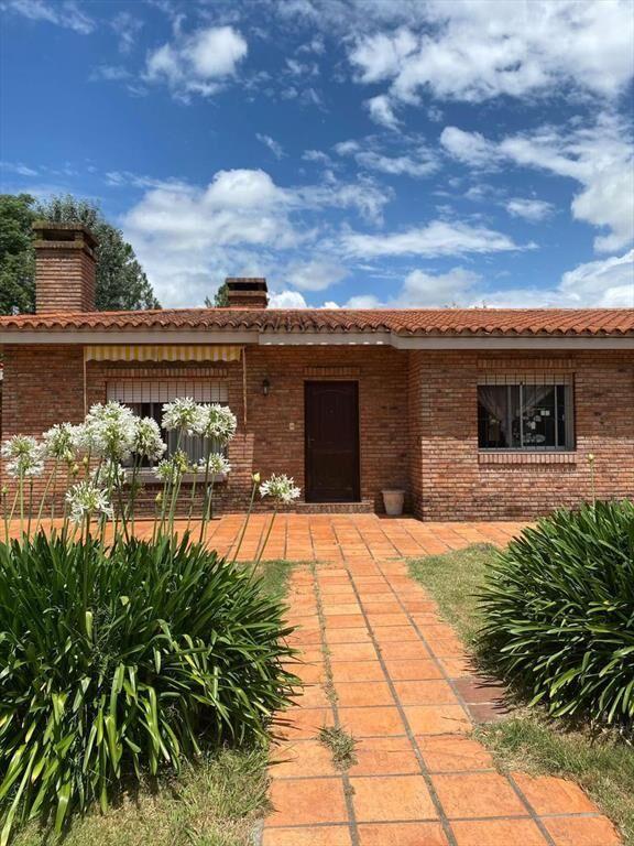 Casa en Alquiler Nueva Helvecia