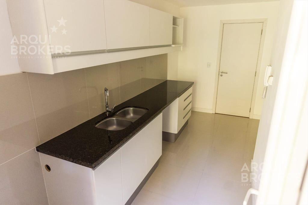 Apartamento de dos dormitorios en alquiler en Haras del Lag