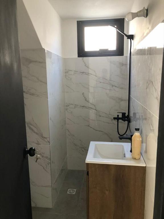 Casa en venta 3 dormitorios, 2 baños, Piscina, Lagomar sur