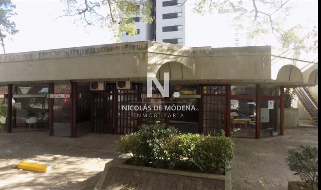 Local comercial en venta en excelente ubicacion.