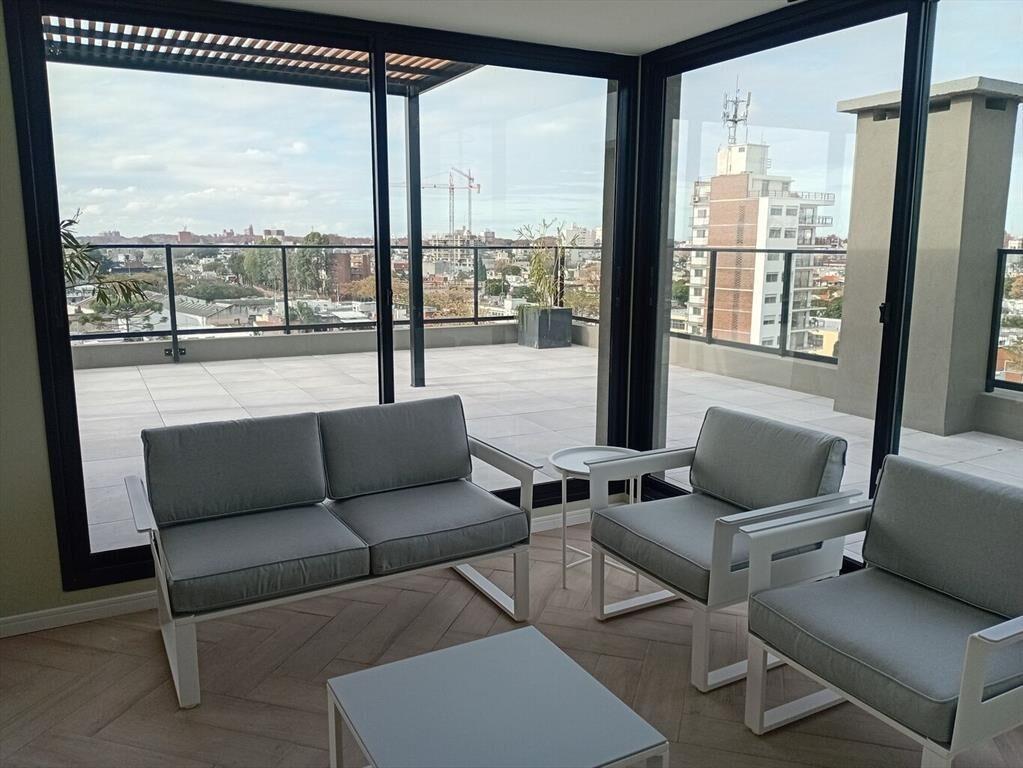 APARTAMWENTO DE 1 DORMITORIO EN EDIFICIO QUE SE DESTACA POR