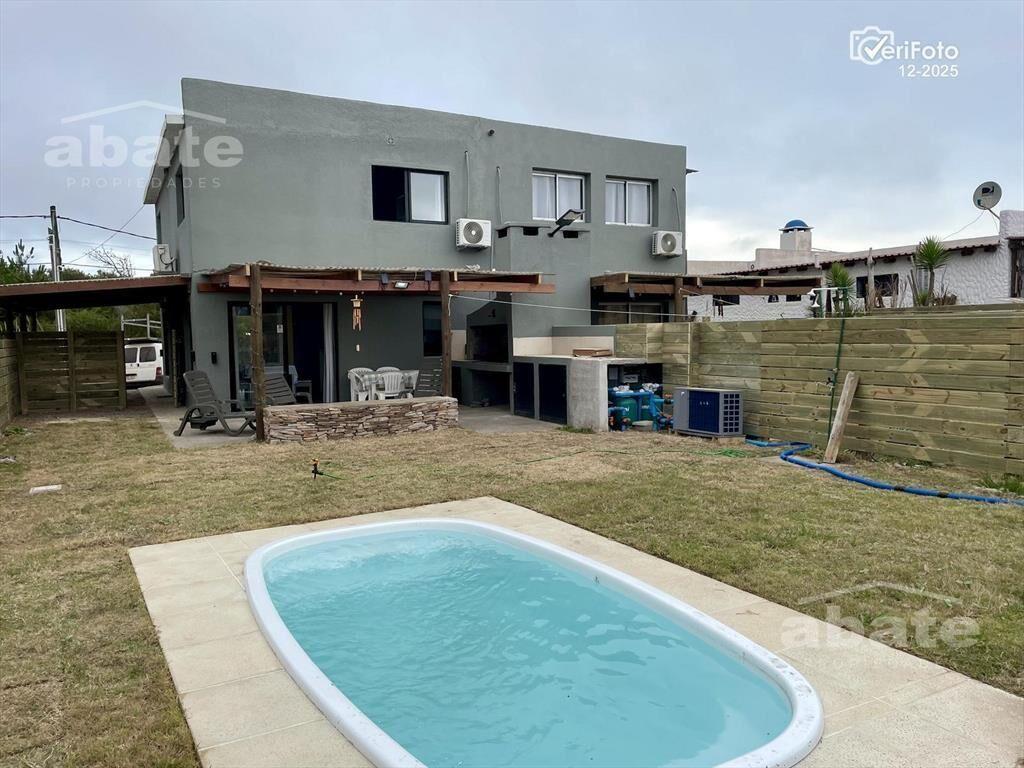 Venta de 2 Casas en Punta del Diablo
