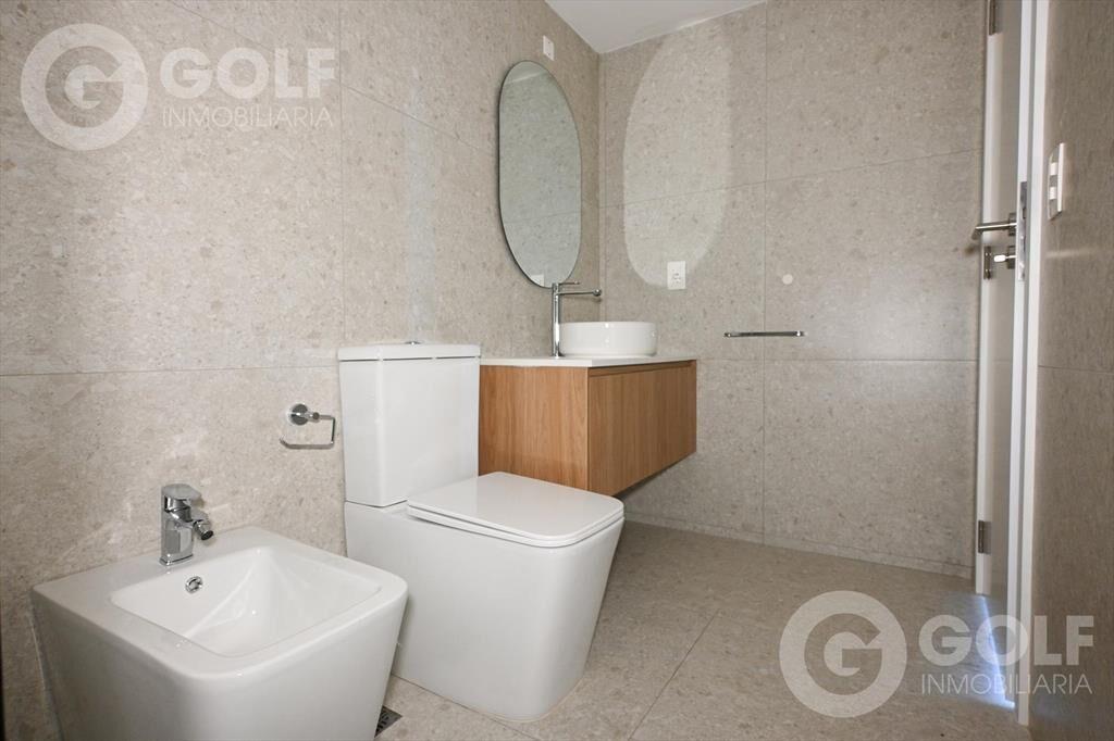 Venta apartamento de 2 dormitorios con terraza parrillero e