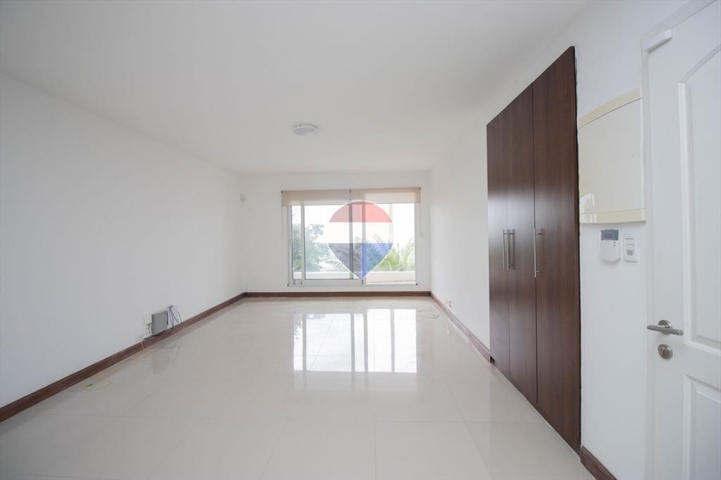 Venta apartamento sobre Rambla Punta Gorda