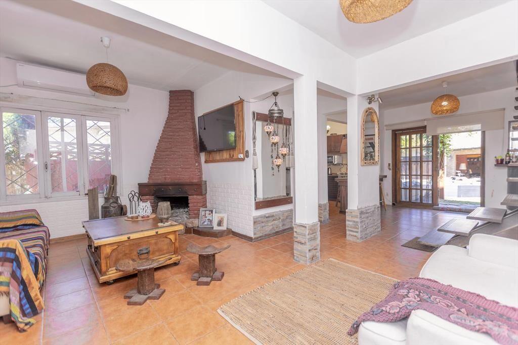 Venta de Dos Casas Medanos de Solymar unico padron