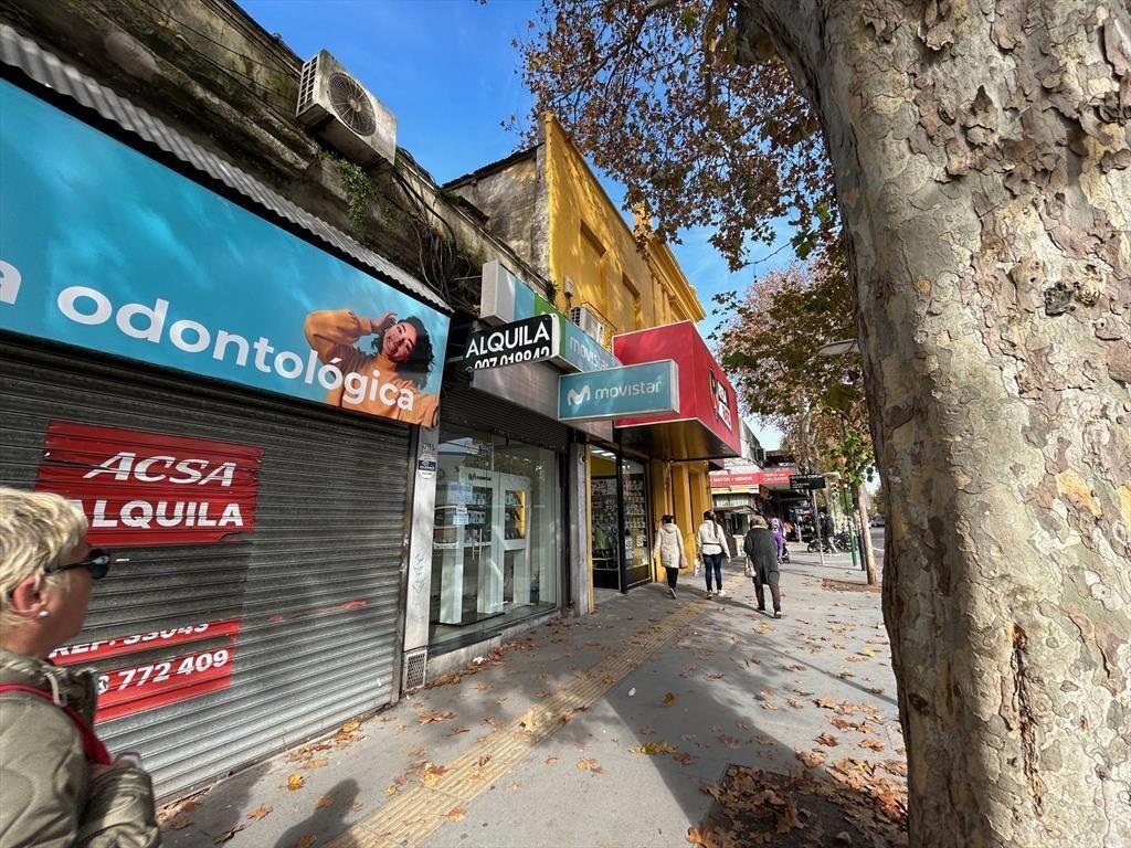 Alquiler - Local Comercial en excelente punto de la Unión -