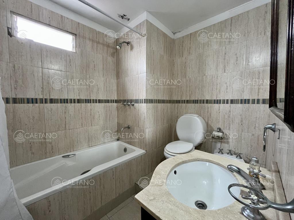 Apartamento en alquiler de 3 dormitorios