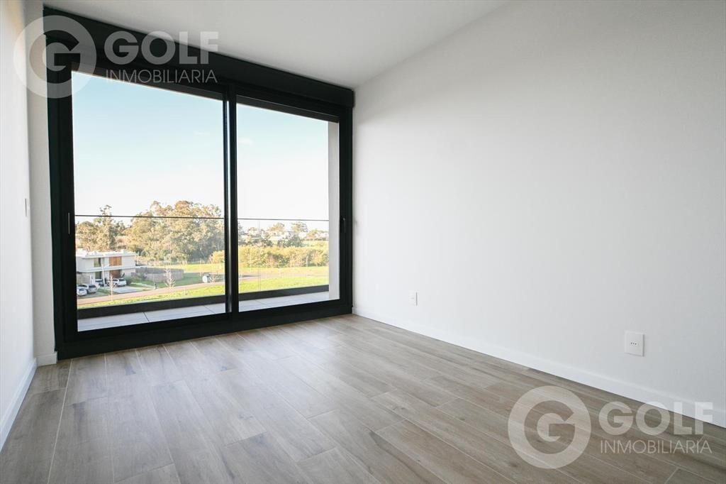 Venta apartamento de 2 dormitorios con terraza parrillero e