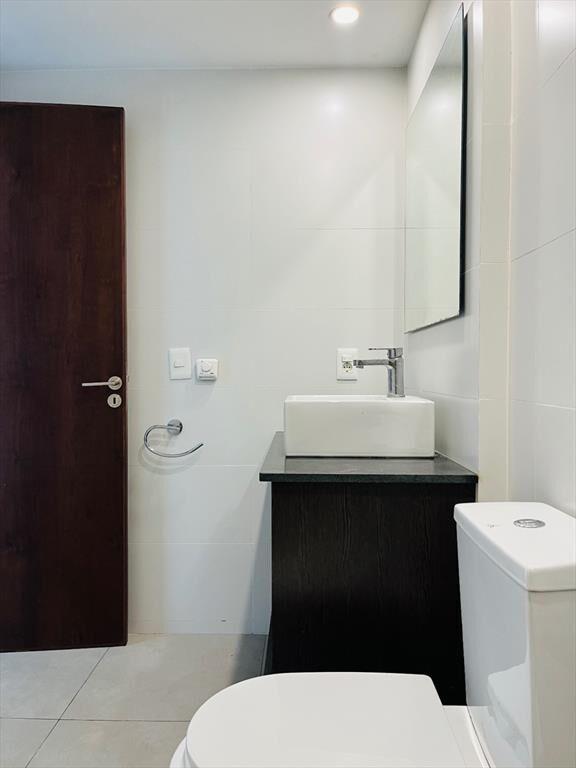 Apartamento en Alquiler en Buceo Monoambiente Semi Equipado