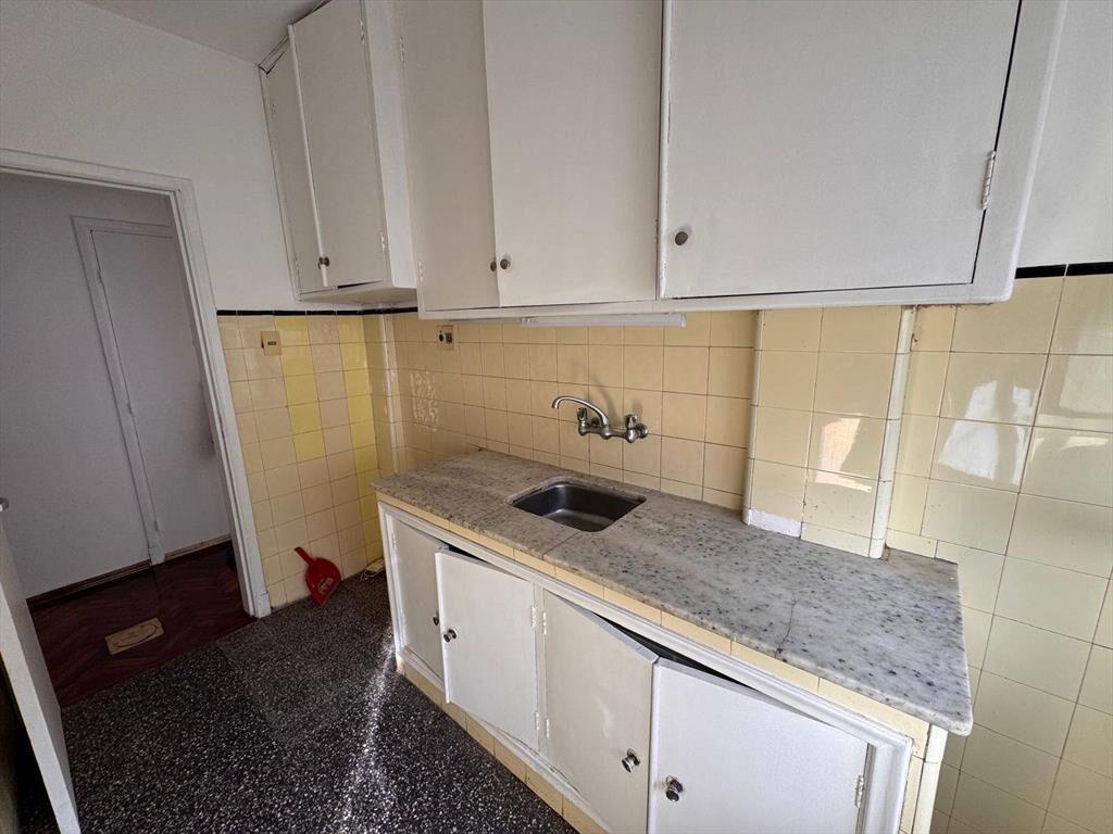 Alquiler de Apartamento en Francisco Caraballo con 2 dormito