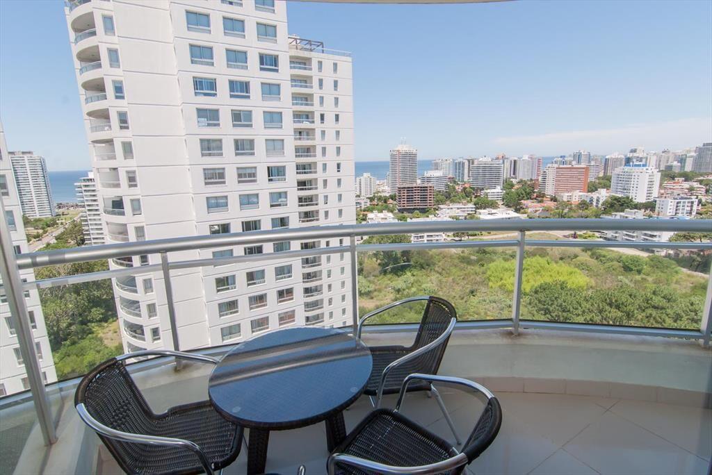 Apartamento Penthouse sobre Av. Roosevelt