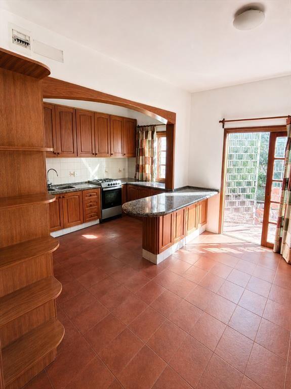 Alquilo casa 4 dormitorios en Punta Gorda
