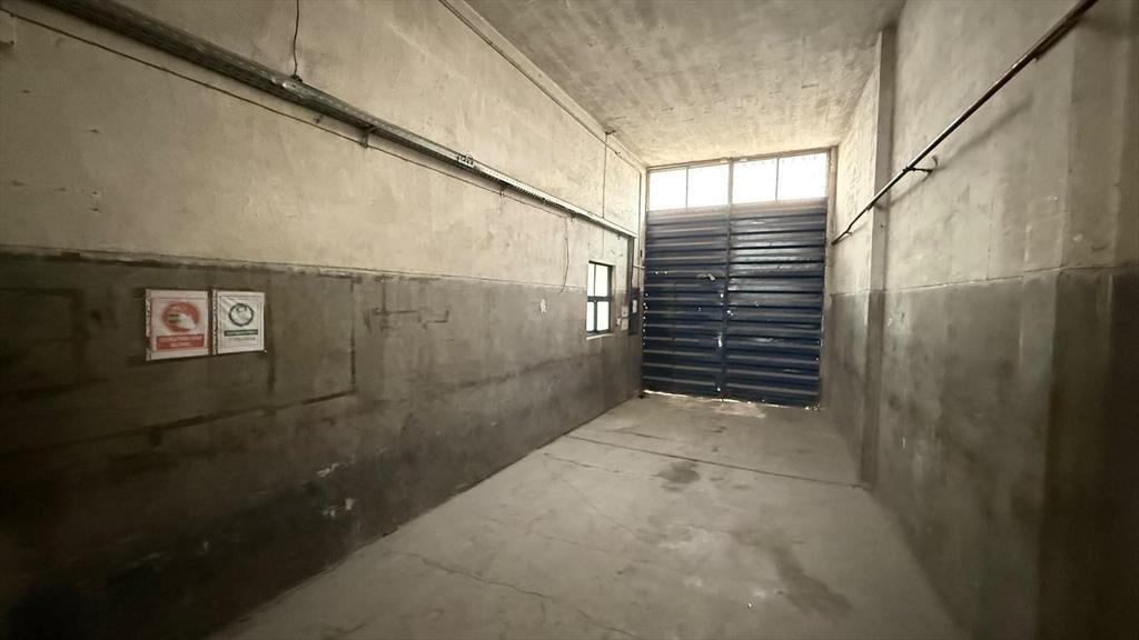 Proximo  Bv Batlle y Ordoñez y Varela, 511 m2 edificados, t