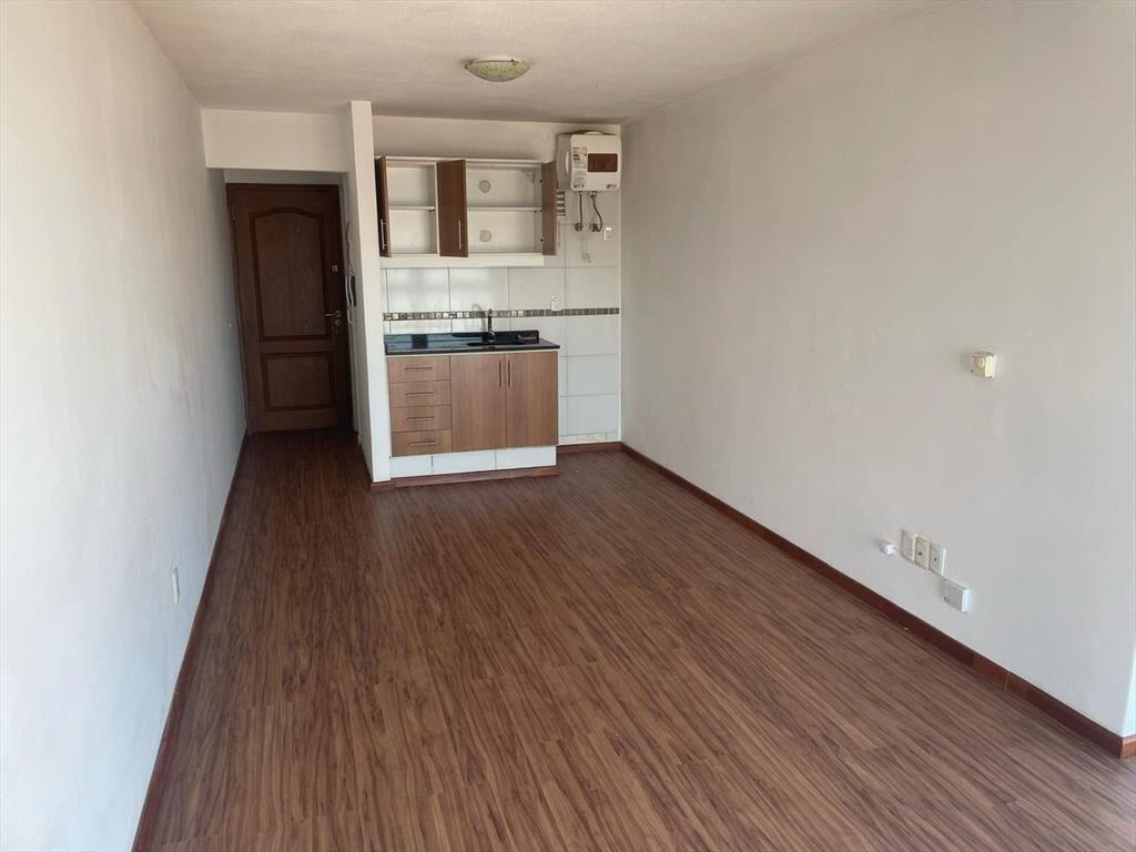Apartamento monoambiente en alquiler sobre Rambla Malvín -