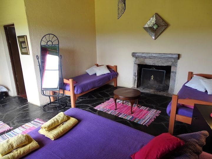 Casa de 4 dormitorios en venta en  Villa Serrana