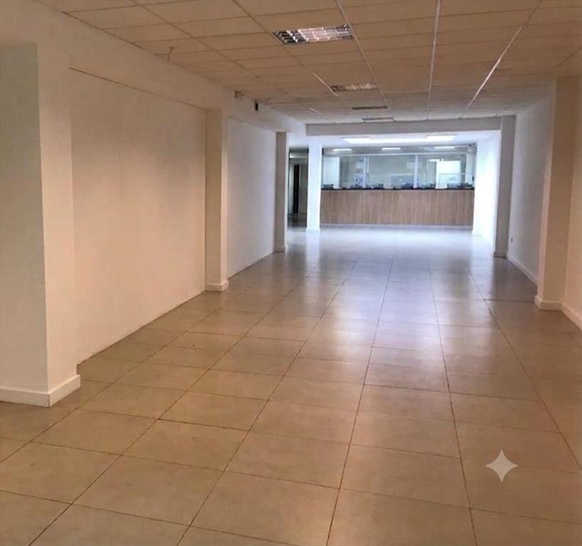 Alquiler local 8 Octubre y Forteza BAJO DE PRECIO