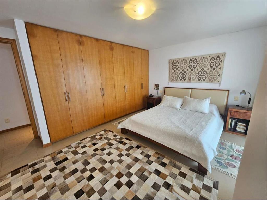Alquiler anual y temporada apartamento 4 dormitorios Punta