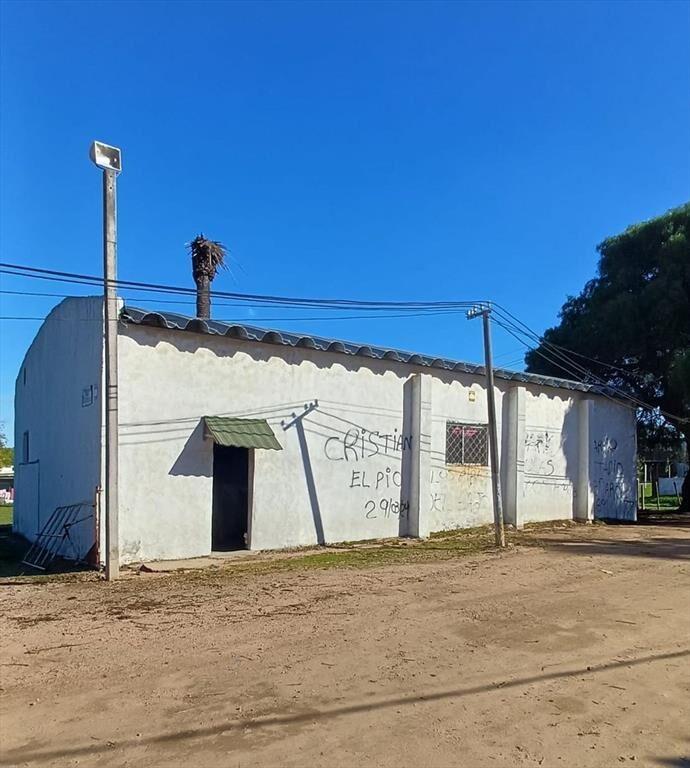 Alquiler local o depósito en Pando