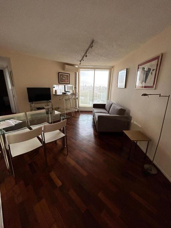 Av Brasil prox Rambla, piso alto, equipado, piscina, gym, s