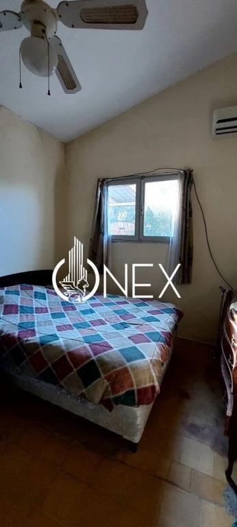 3 Casas y un local con cÃ¡mara de frÃ­o en venta