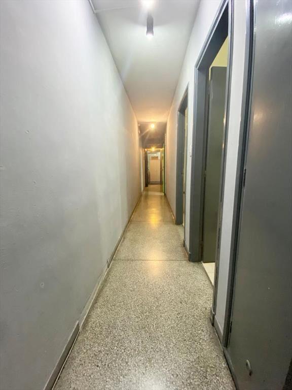 Venta local de 12 oficinas sobre Av. Agraciada en Bella Vis