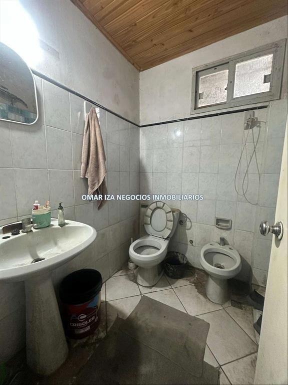 VENTA LOCAL COMERCIAL EN PEREZ CASTELLANO, 260M2, ENTRADA V