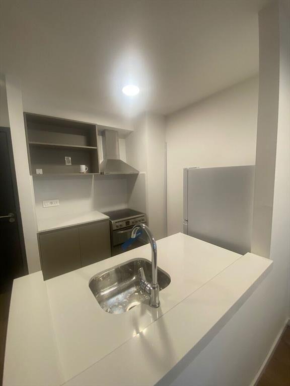 LOFT PISO ALTO SOBRE AV. DE LAS AMÉRICAS
