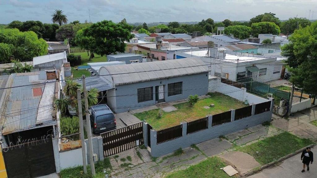 VENTA TERRENO CON MEJORAS NUEVO PARIS