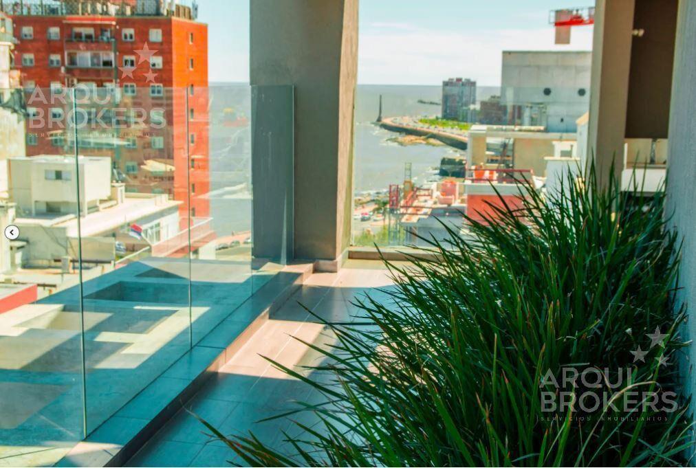 Alquiler apartamento dos dormitorios en Barrio Sur -702