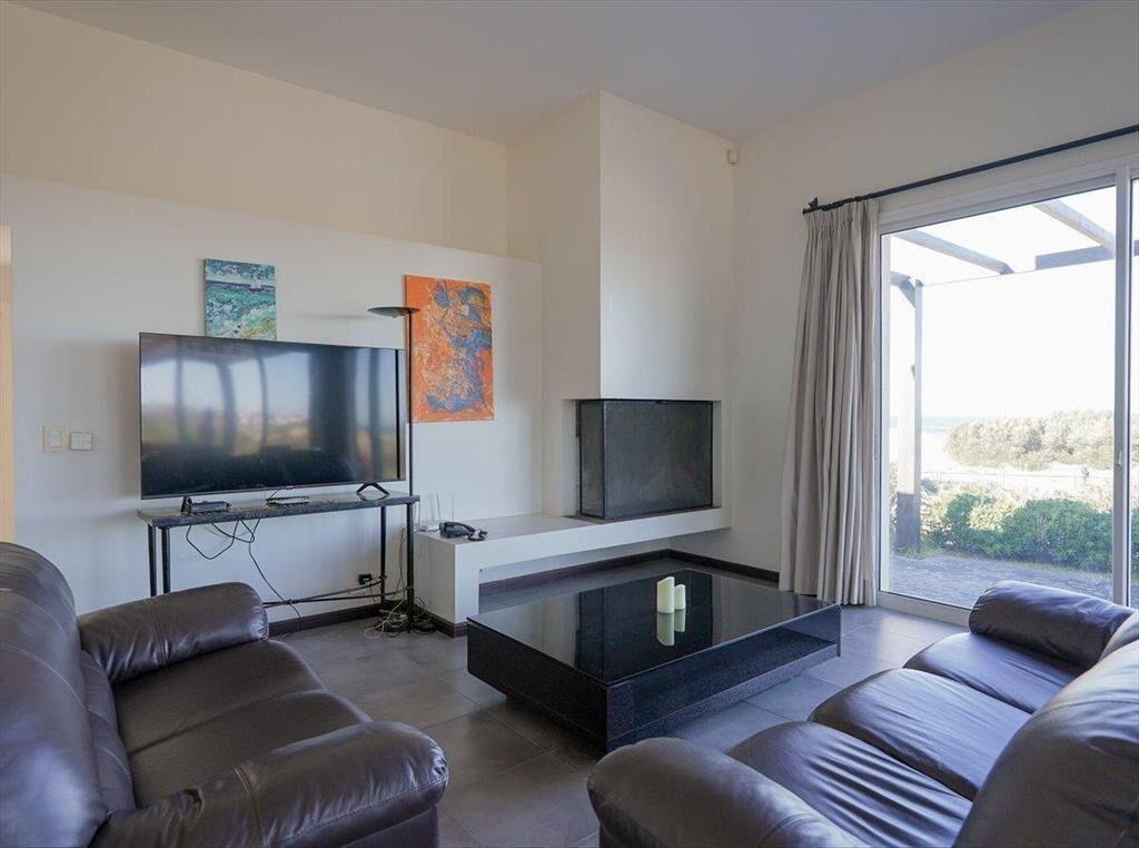 Venta de Casa Frente al Mar, 3 dormitorios,piscina, jacuzzi