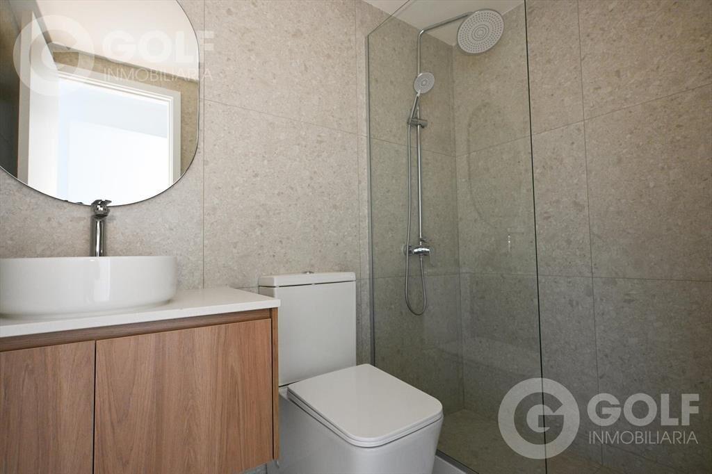 Venta apartamento de 2 dormitorios con terraza parrillero e
