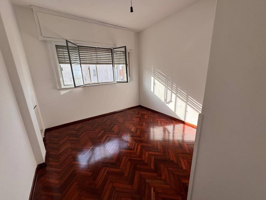 Alquiler de Apartamento en Francisco Caraballo con 2 dormito
