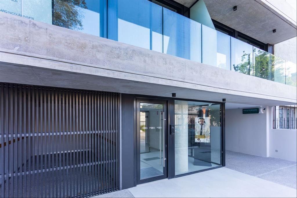 ALQUILER- OFICINA - PUNTA CARRETAS con GARAGES