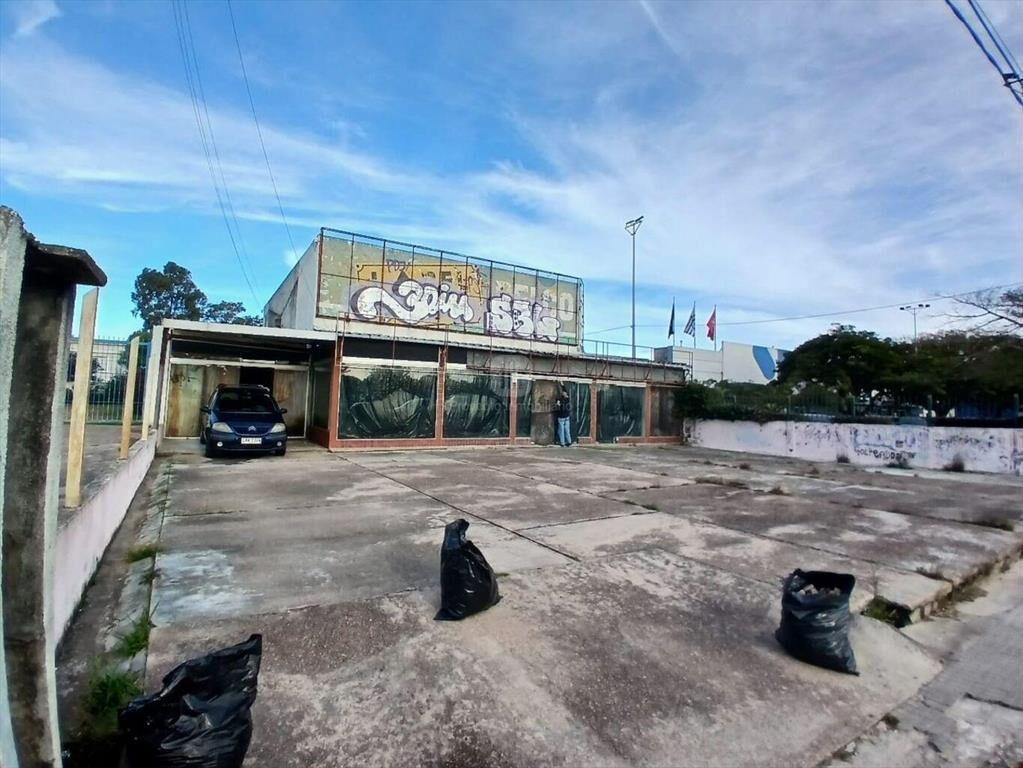 VENTA LOCAL SOBRE GIANATASSIO