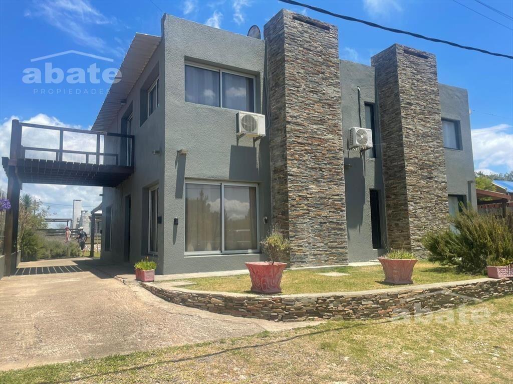 Venta de 2 Casas en Punta del Diablo