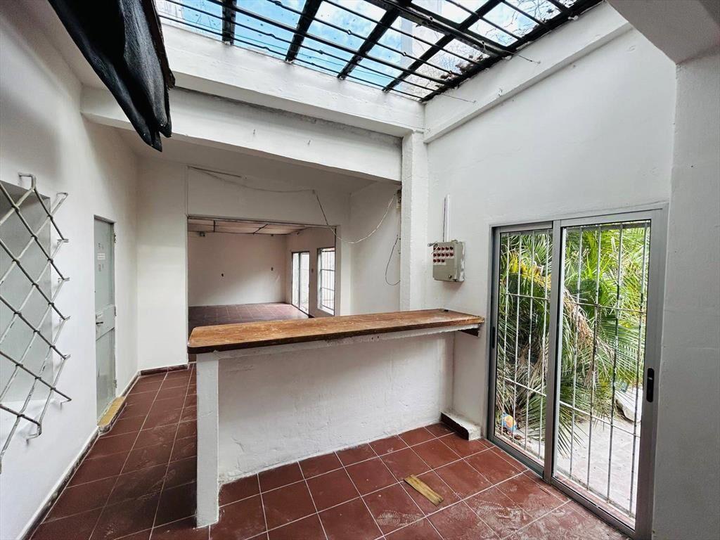 Alquiler - Local Comercial/oficina/vivienda en Prado - Av. A