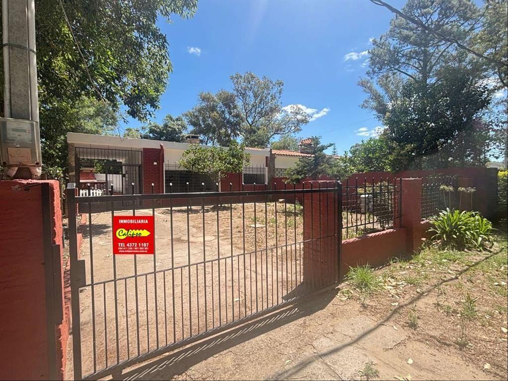 Venta de casa de 2 dormitorios en Atlantida
