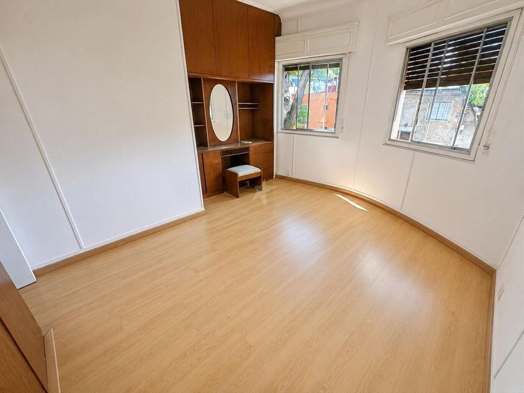 VENTA CASA POCITOS NUEVO 3 DORM - 2 BAÑOS - TZA C/ PARRILLE