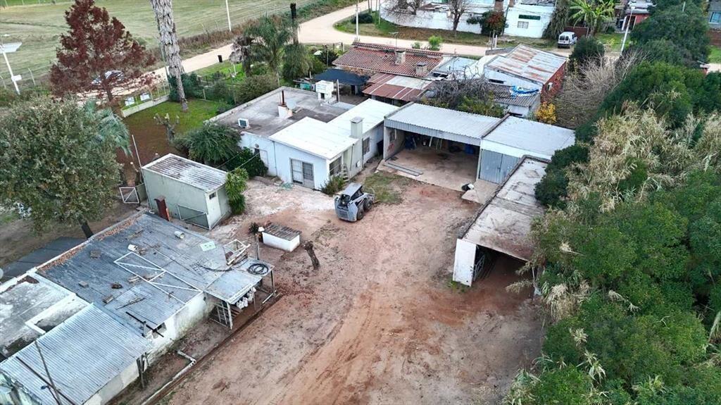 Vendo casa 2 Dormitorios y garaje  Barros Blancos