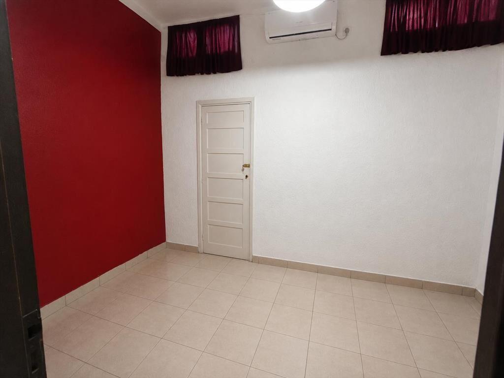 Agraciada y Piria , 148 m2, 5 dormitorios, 2 baños, excelen