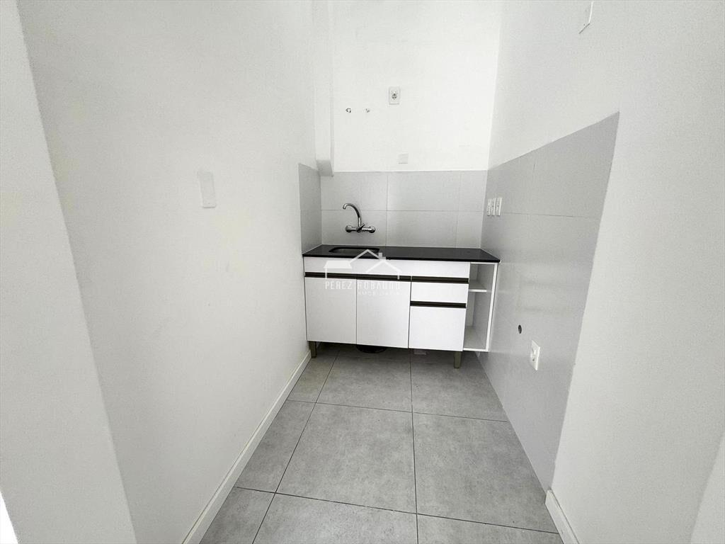 Alquiler apartamento de 1 dormitorio, planta baja- Carrasco