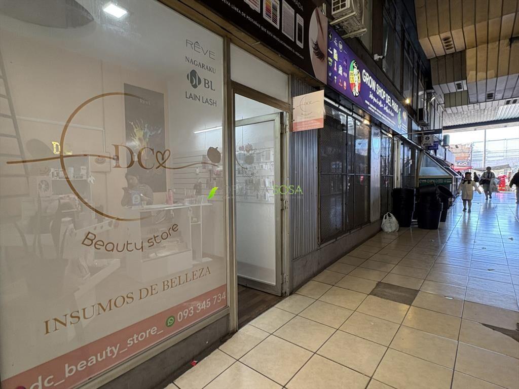 EN GALERIA SOBRE AGRACIADA ESQ. MARIANO SAGASTA