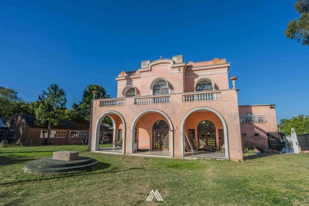 Venta gran casa en colon 5 dorm. con gran terreno