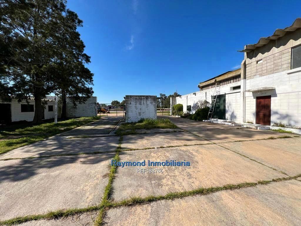 Alquiler depósito de 2000m2 Ruta 1 km 26 a 20km del puerto