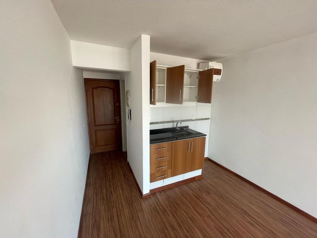 Apartamento monoambiente en alquiler sobre Rambla Malvín -