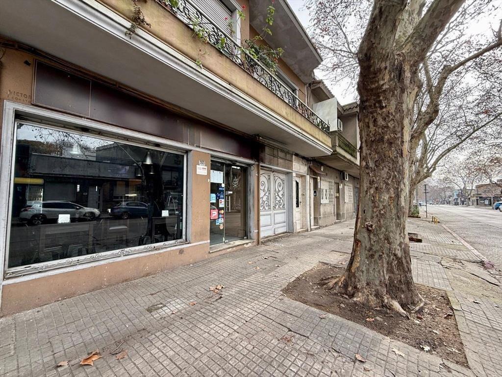 VENTA DE LOCAL COMERCIAL EN REDUCTO